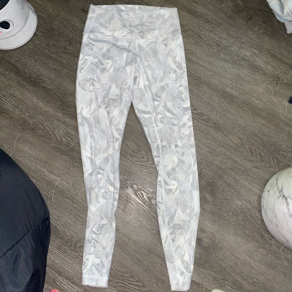 lululemon athletica Pants - lululemon leggings